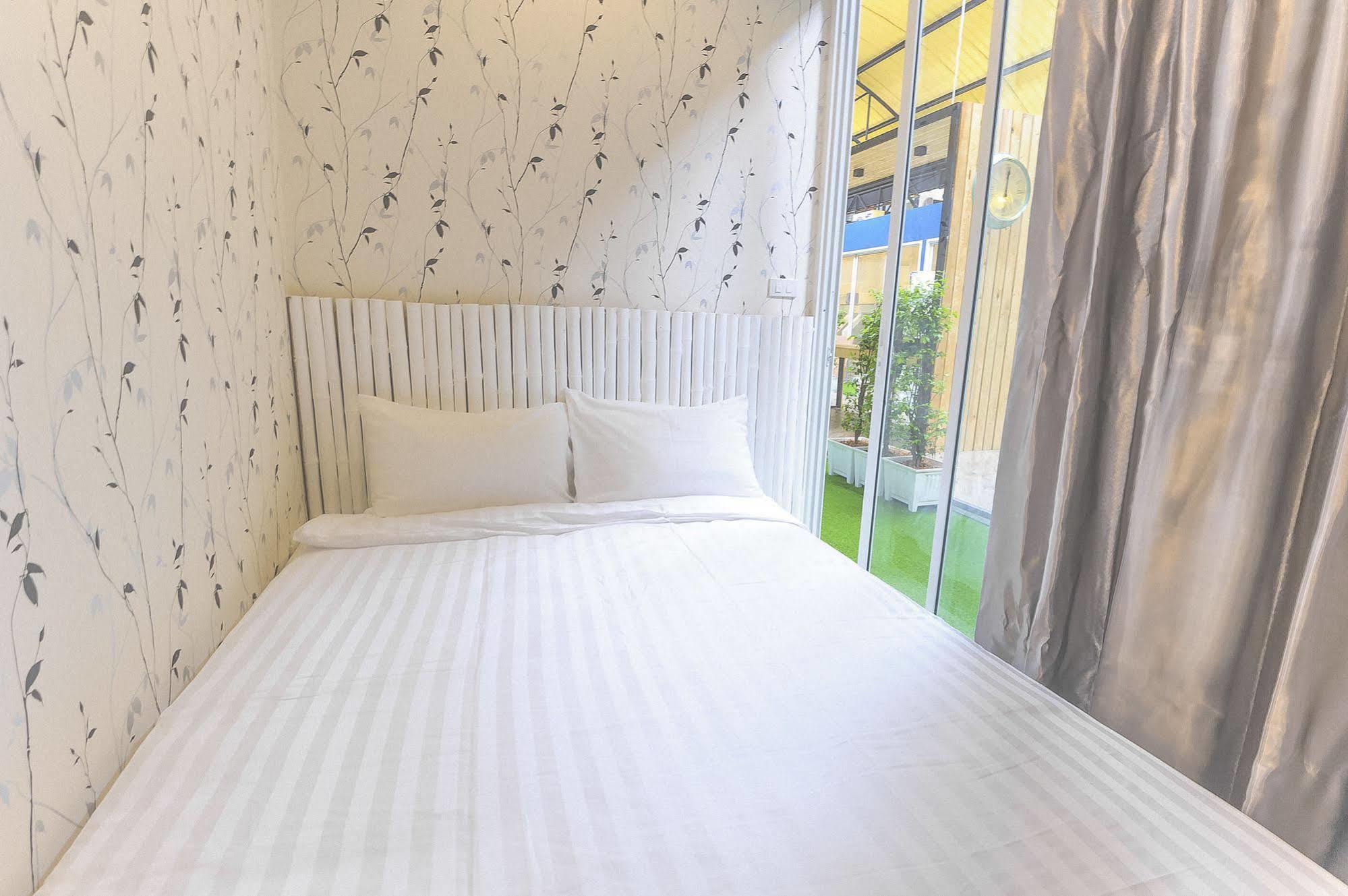 Hostel Glur Watergate